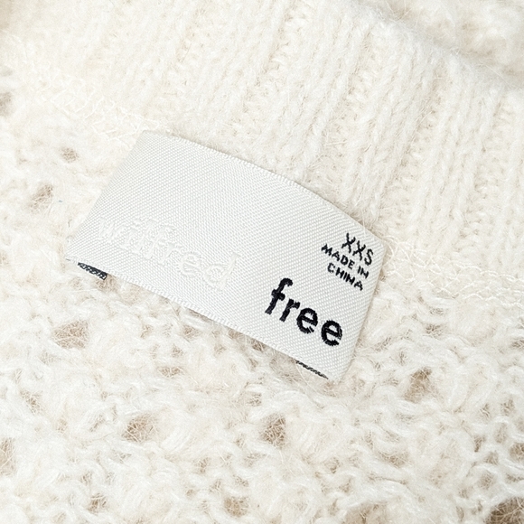 WILFRED Fortune Cardigan Alpaca Mohair Sweater Crochet White XXS Aritzia - Picture 11 of 11